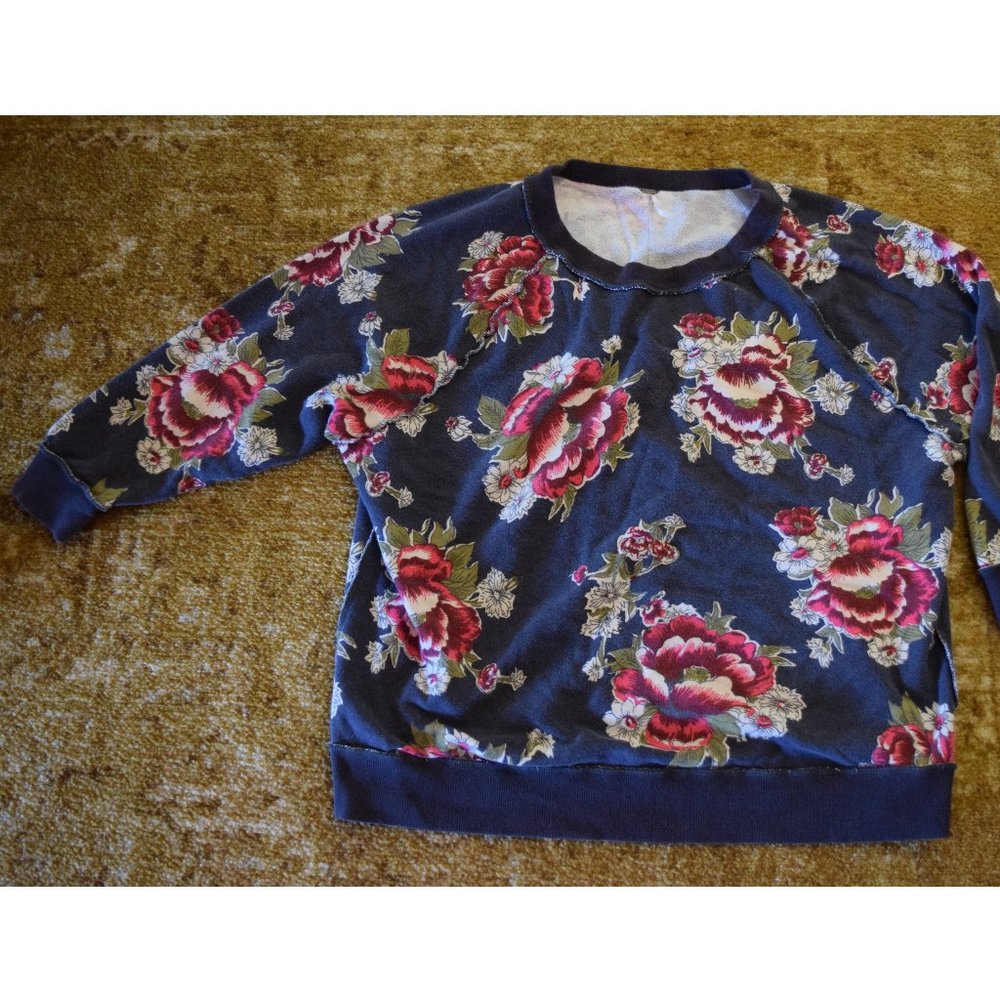 FREE PEOPLE Oversized Terry Floral Rose Sweater Red Navy Blue XS